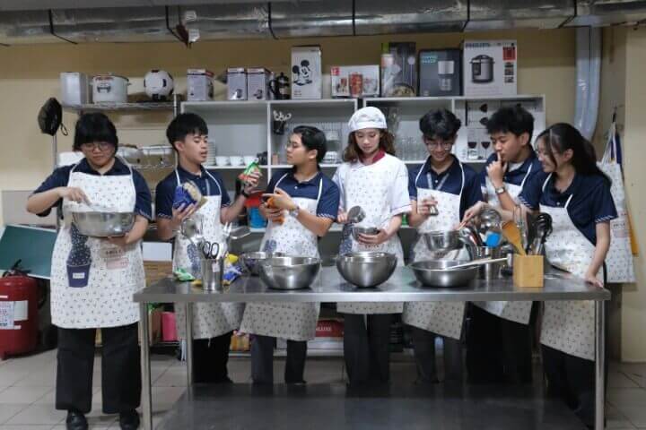 laboratories (2)